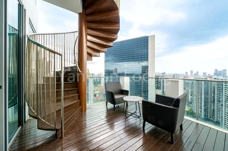 4 Bed Condo for Sale in  Lincoln Suites - Image 15